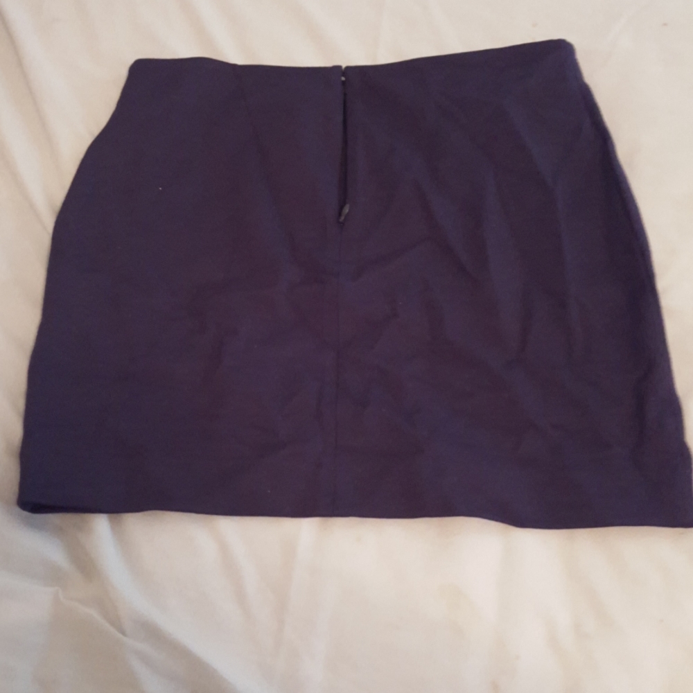Mini skirt - Picture 2 of 2
